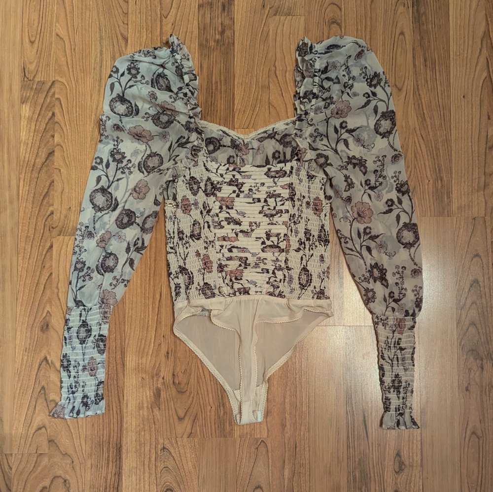 NWOT Free People Brunch Date Bodysuit in Cream, Size XS - Picture 9 of 13